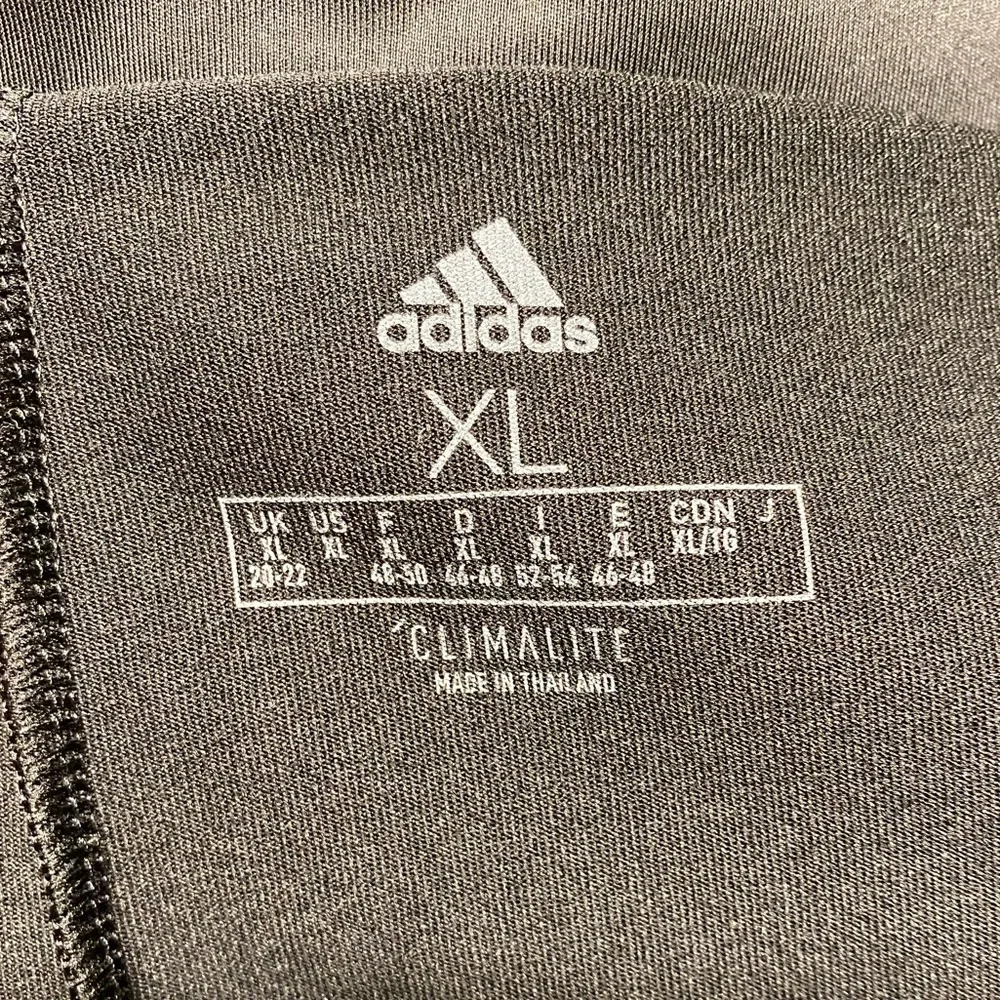 Ladies black Adidas tennis skort in EUC size XL - Picture 3 of 13